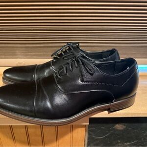 Van Heusen Black Oxfords